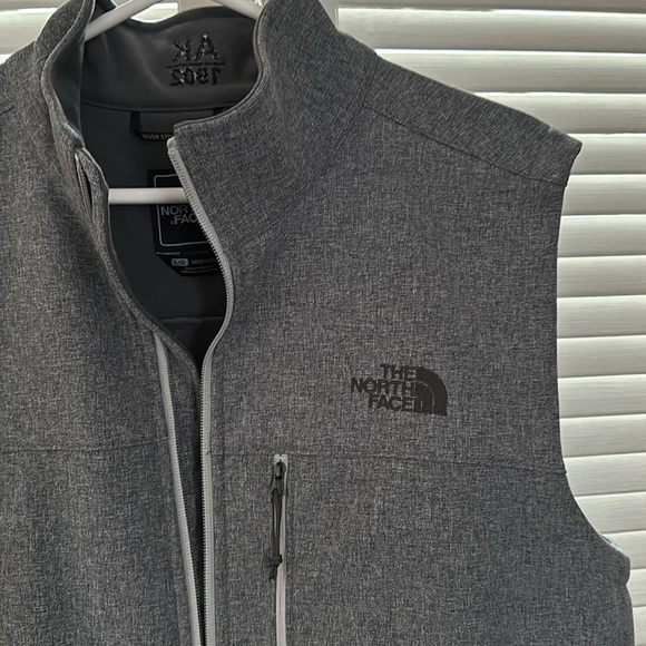 NWT Men’s North Face Windwall Vest Size L - Picture 4 of 5